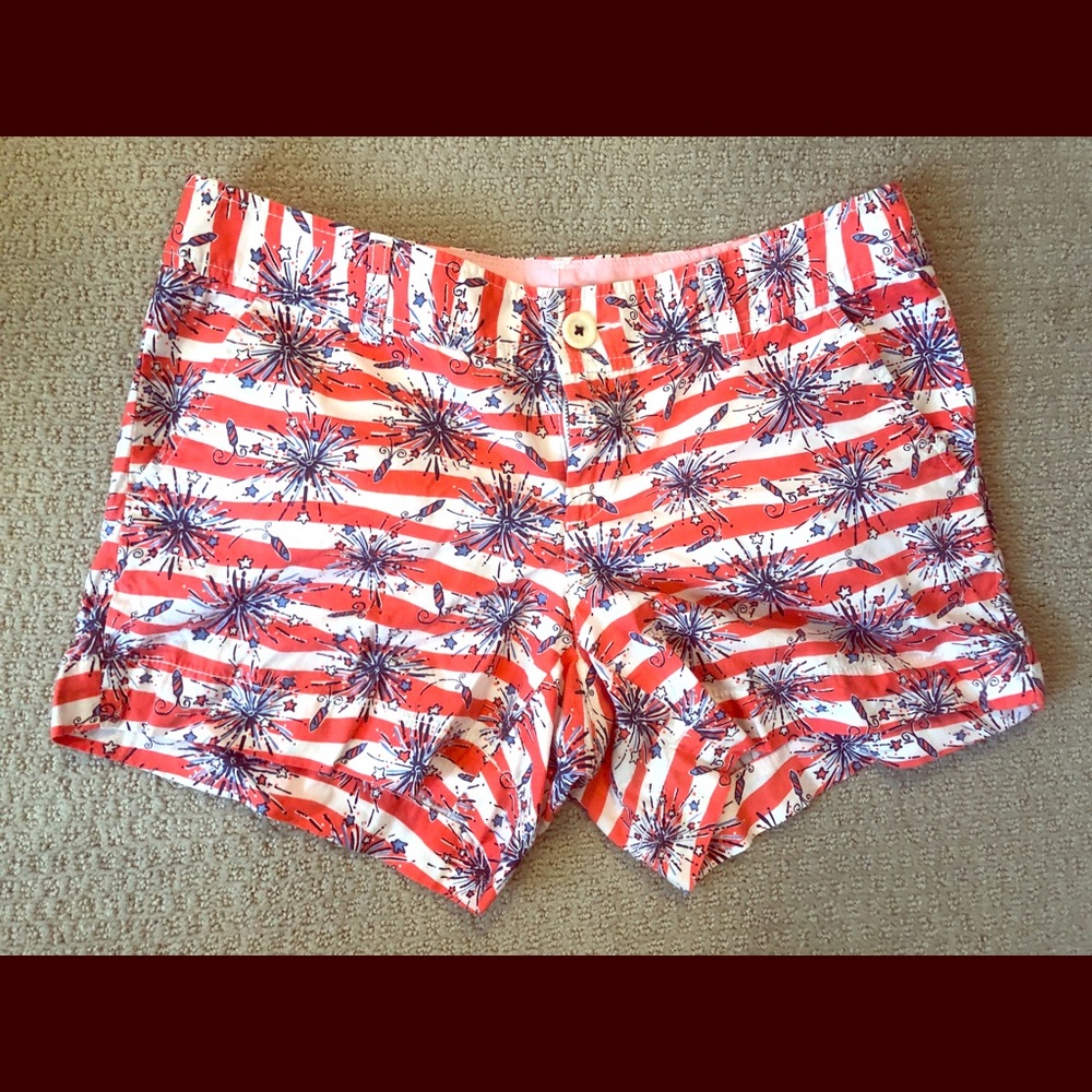 Lilly Pulitzer Callahan short size 6 - fireworks